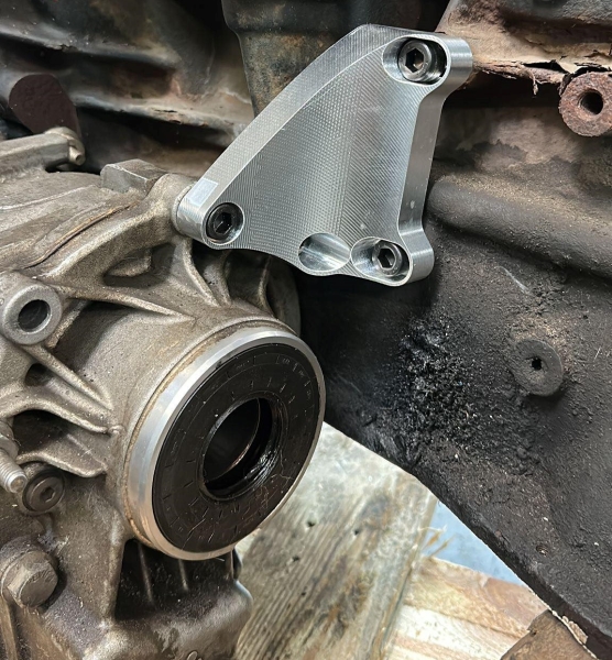 Billet Winkeltrieb Halter DQ500  MQ500